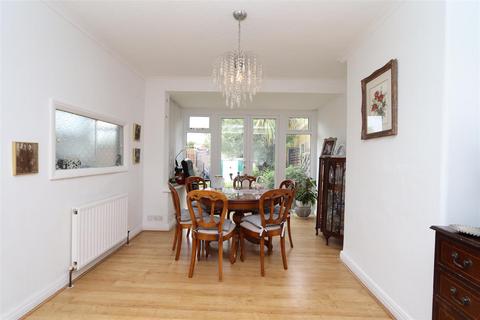 3 bedroom terraced house for sale, New Park Avenue, Palmers Green N13