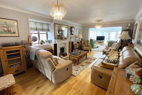 4 Dunham Close, Westhoughton, Bolton, BL5 2RP