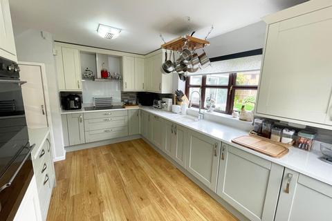 4 Dunham Close, Westhoughton, Bolton, BL5 2RP