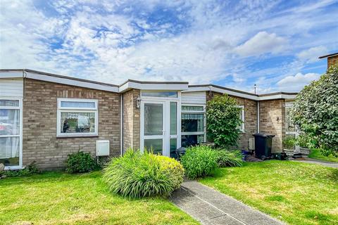 2 bedroom bungalow for sale, The Belvedere, Burnham-On-Crouch