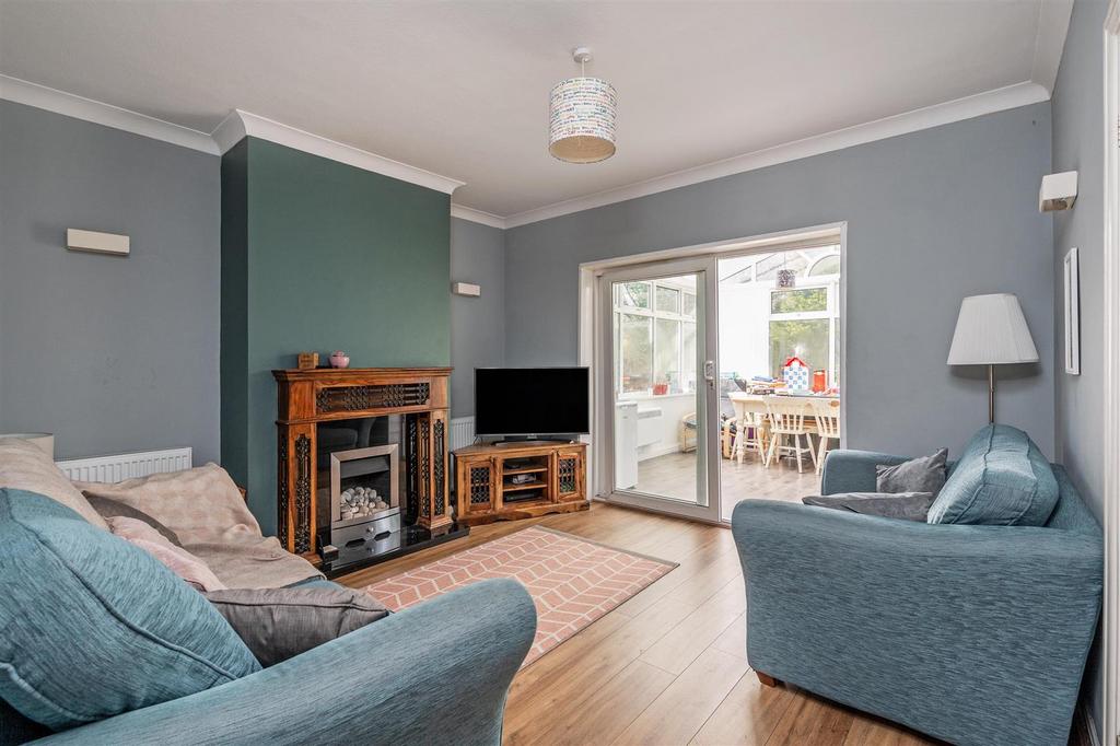 43 Egginton Road-12 lo.jpg