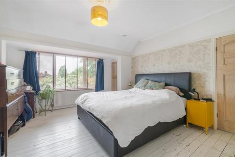 3 bedroom semi-detached house for sale, Watermead Road, Catford, SE6