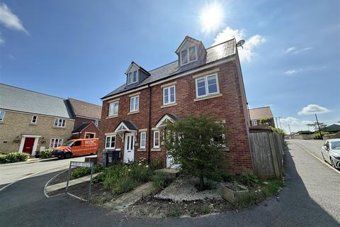 3 bedroom semi-detached house for sale, Cochran Avenue, Chippenham SN15