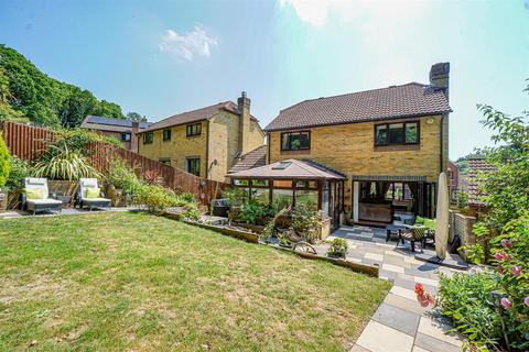 4 bedroom detached house for sale, Bedgebury Close, St. Leonards-On-Sea