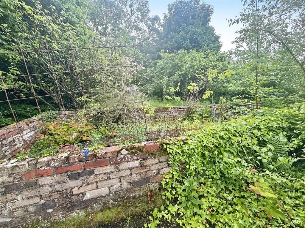 68957dff-J7 SQ33 P9 Uk G7 Dx Yjkeo Eh A.jpg
