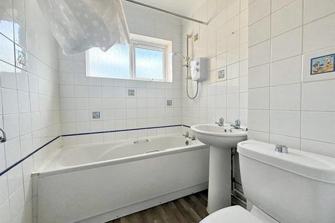 1 bedroom flat for sale, Lewes Road, Eastbourne