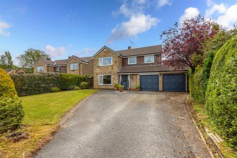 5 Birchitt Close, Sheffield, S17 4QJ