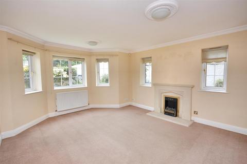 2 bedroom flat for sale, Selwyn Road, Eastbourne