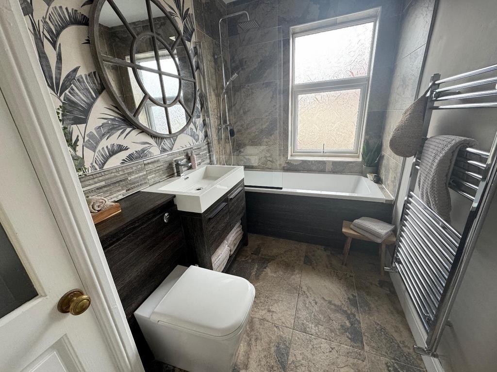 Family bathroom