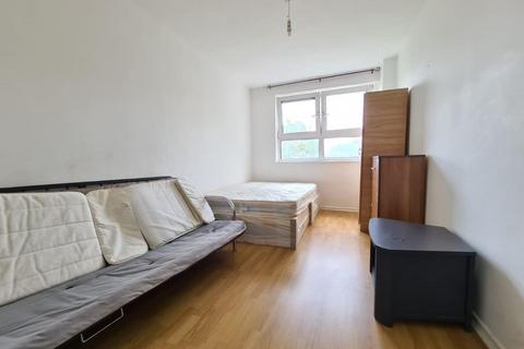 4 bedroom flat to rent, Joseph Street, London E3