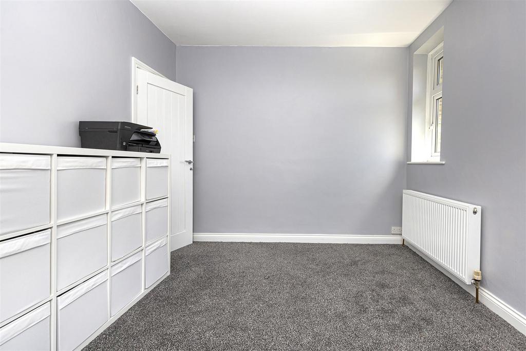 Bramleys Estate Agents - Butternab Road (bdrm).jpg