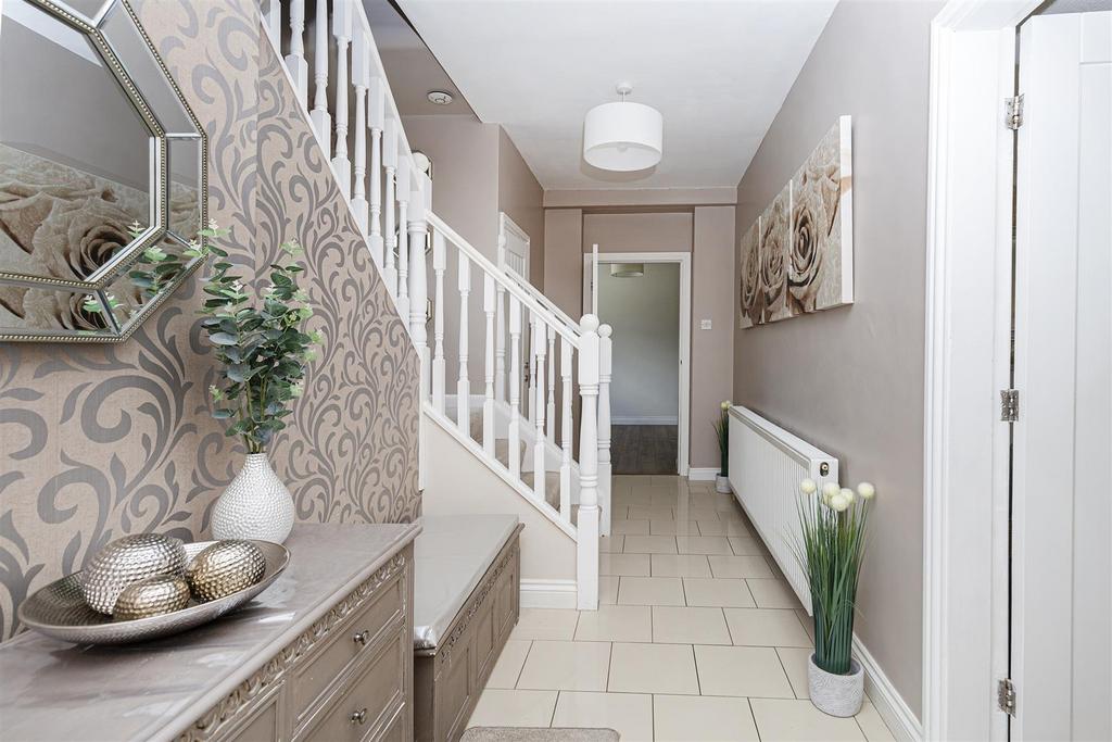 Bramleys Estate Agents - Butternab Road (36).jpg