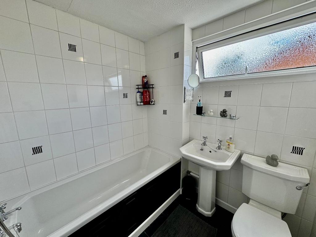 Bathroom/w.c.