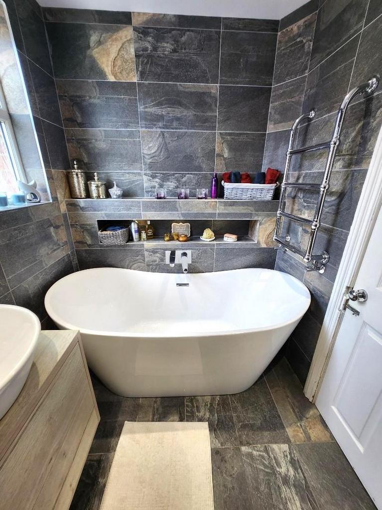 Family bathroom