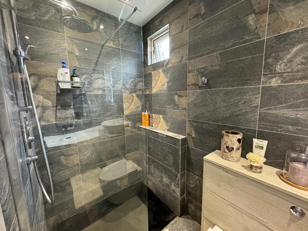 Family bathroom