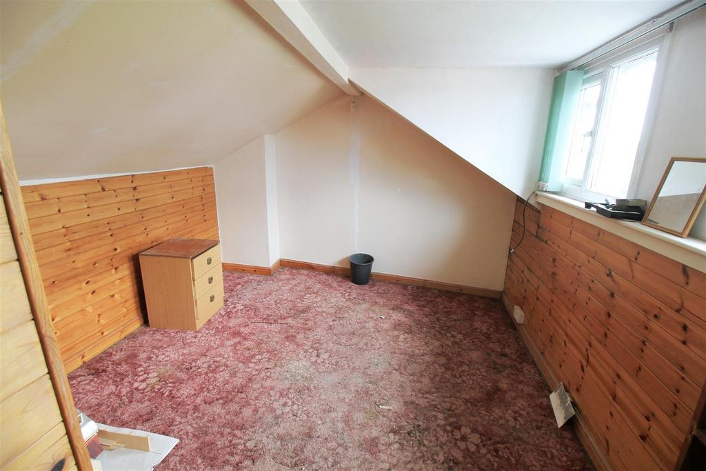 Bedroom..jpg
