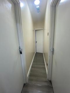1 bedroom flat to rent, East Street Top Floor Flat, Bristol BS3