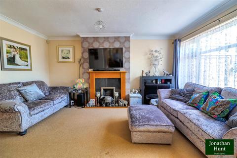 3 bedroom semi-detached house for sale, Monks Walk, Buntingford SG9