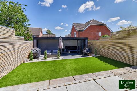 31 Monks Walk, Buntingford, SG9 9EE