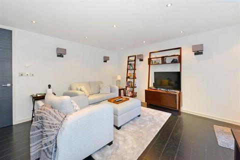 1 bedroom apartment to rent, Loudoun Road, St Johns Wood, NW8