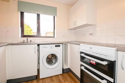 2 bedroom maisonette for sale, Tompkins Close, Shenley Brook End