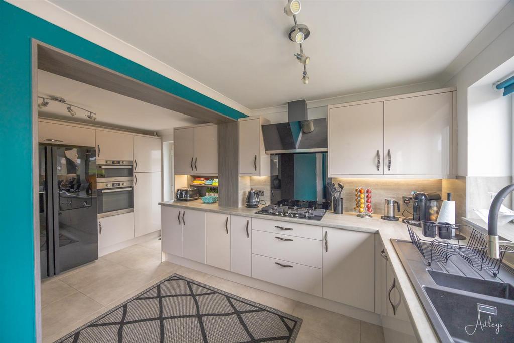 Open plan Kitchen/breakfast room