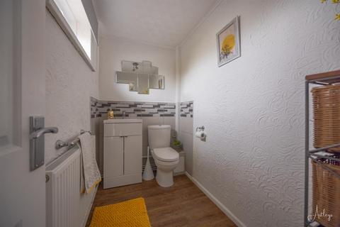 49 Falcon Drive, Neath, SA11 3SG