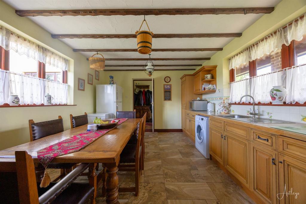 Farmhouse kitchen