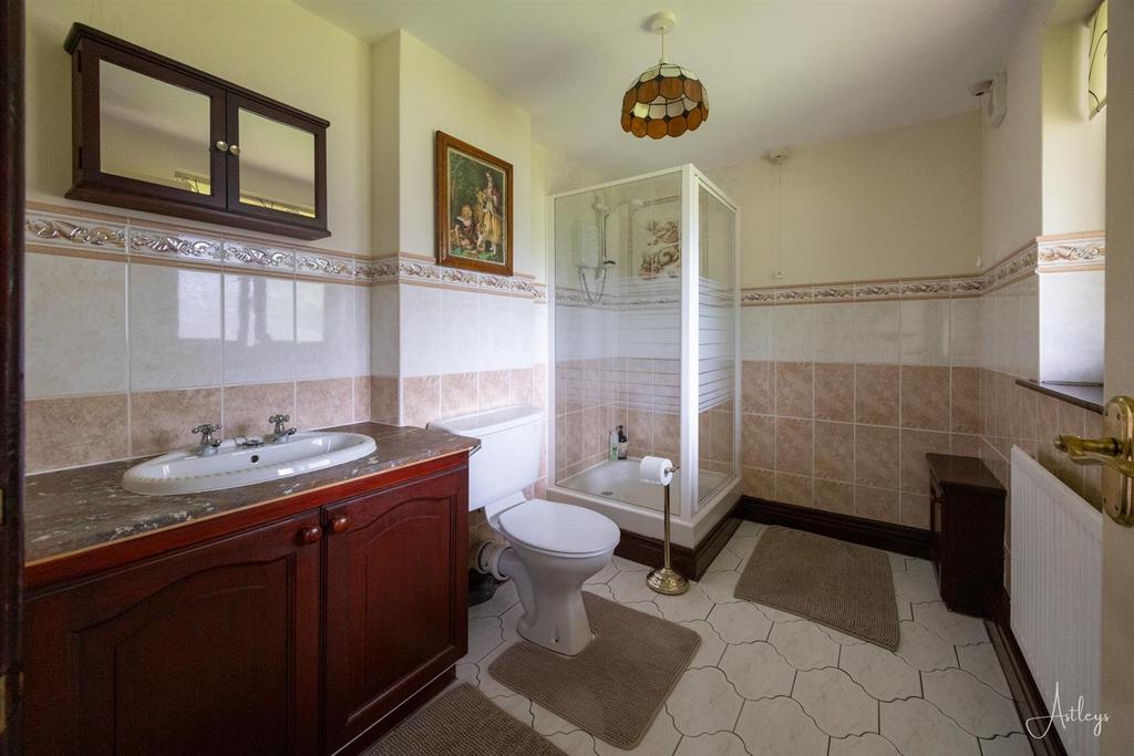 Bathroom/w.c.