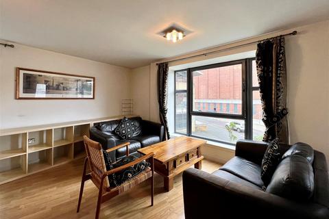 2 bedroom apartment to rent, Baltic Quay