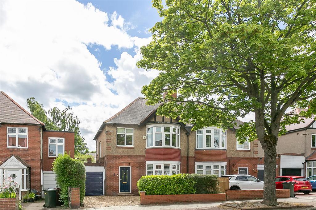 Kenton Lane, Kenton, Newcastle upon Tyne 3 bed semidetached house for