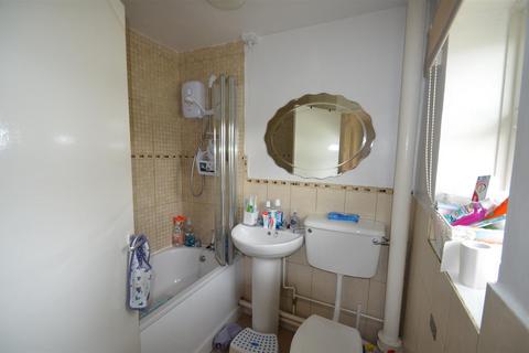 2 bedroom house for sale, Broadwater Crescent, Stevenage SG2