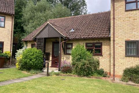 2 bedroom bungalow for sale, Ship Gardens, Bury St. Edmunds IP28