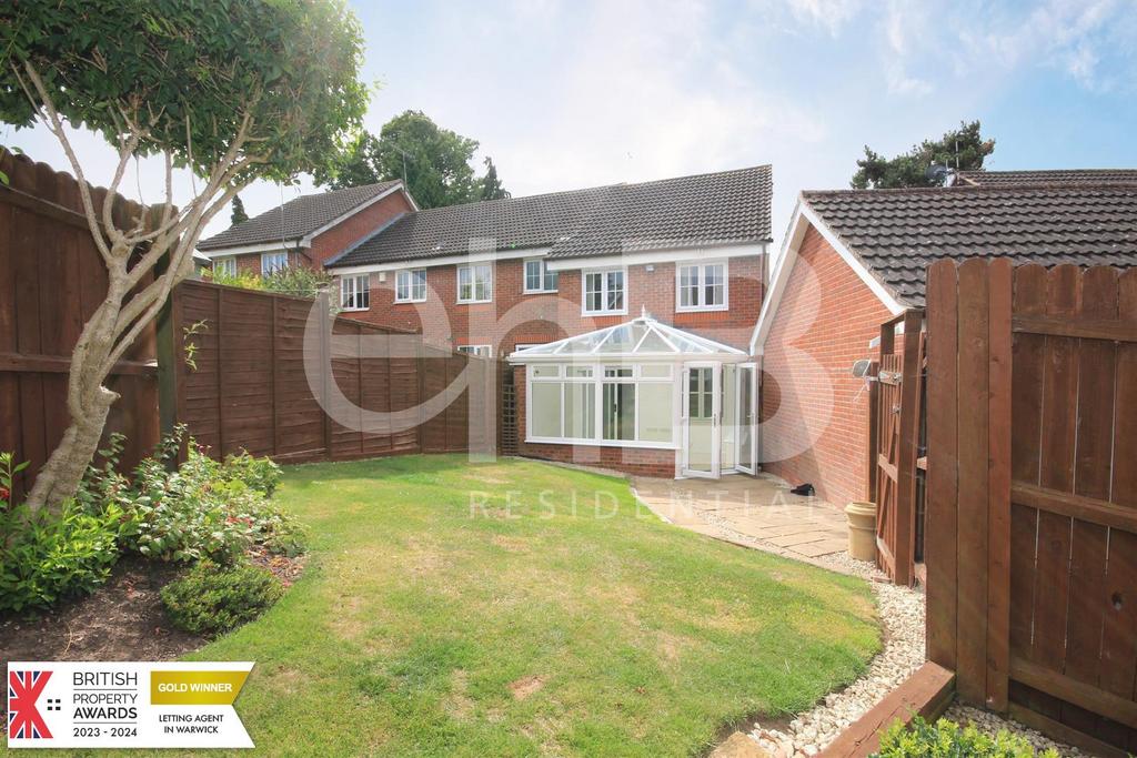 Armscote Grove, Hatton Park, Warwick 3 bed house to rent £1,350 pcm