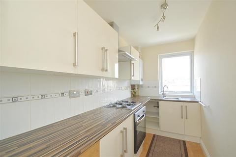 1 bedroom flat for sale, ALLOCATED PARKING * SHANKLIN