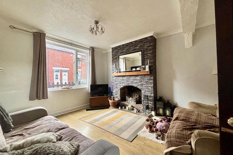 2 bedroom semi-detached house for sale, Helena Street, Kippax, Leeds