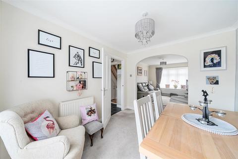 3 bedroom semi-detached house for sale, Pennine Road, Bedford