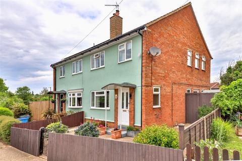 3 bedroom semi-detached house for sale, Pykenham Way, Hadleigh, Ipswich