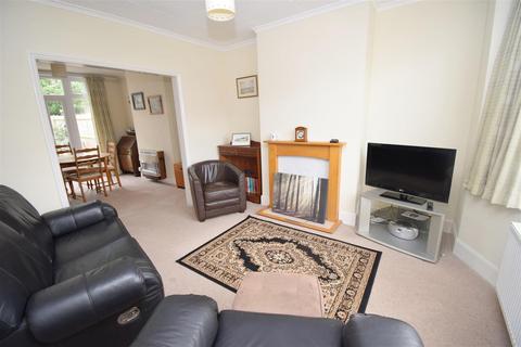 3 bedroom semi-detached house for sale, Catesby Road, Rugby CV22