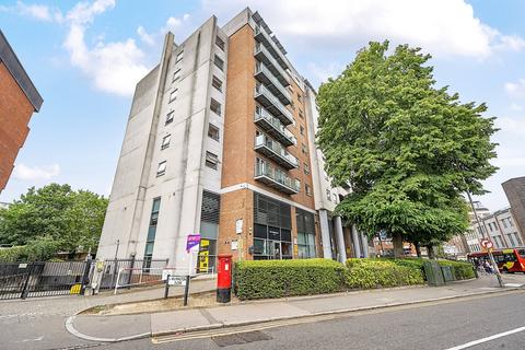 1 bedroom apartment for sale, Watford, Hertfordshire WD18