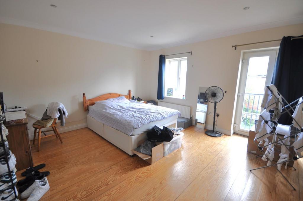 Exeter - 1 bedroom private hall to rent