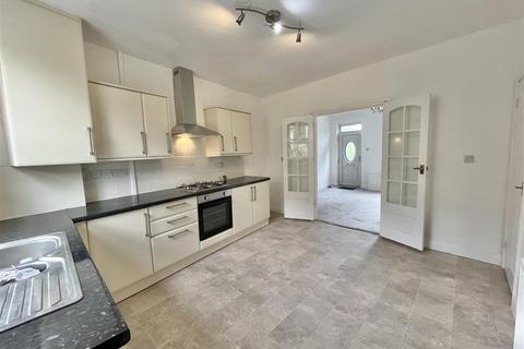 2 bedroom semi-detached house to rent, Church Street, Hadfield, Glossop
