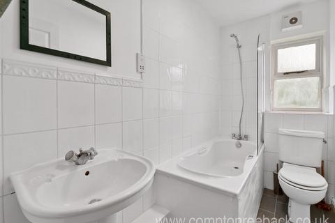 1 bedroom apartment for sale, Brooklands Court, Cavendish Road NW6