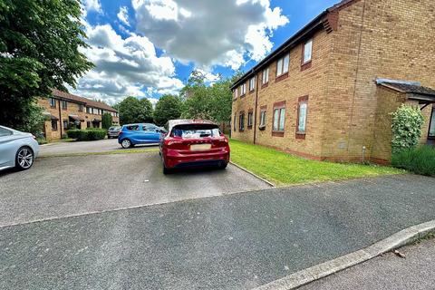 1 bedroom end of terrace house for sale, Muncaster Gardens, East Hunsbury, Northampton NN4