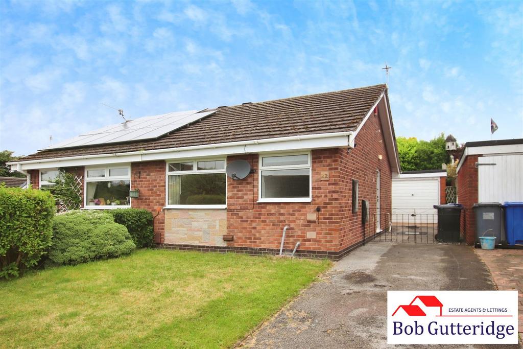 Tiber Drive, Chesterton, Newcastle... 1 bed semidetached bungalow £