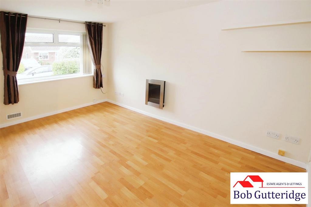 Tiber Drive, Chesterton, Newcastle... 1 bed semidetached bungalow £