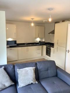 2 bedroom flat to rent, Wills Crescent, Leybourne, West Malling