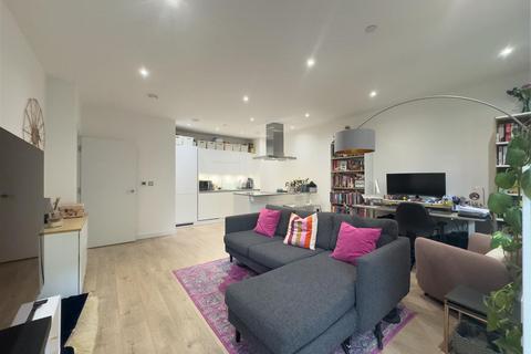 1 bedroom flat for sale, Galley Point, Atlantis Avenue, Gallions Reach, E16 2UB