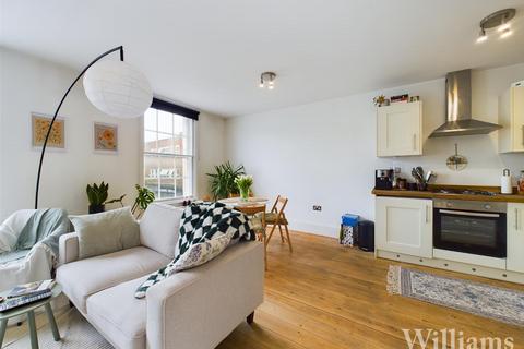 1 bedroom flat for sale, Market Square, Aylesbury HP20