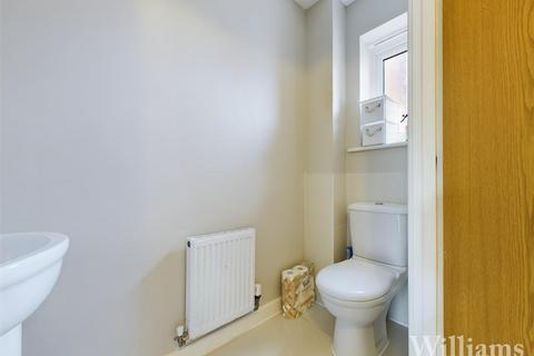 2 bedroom terraced house for sale, Avalon Street, Aylesbury HP18